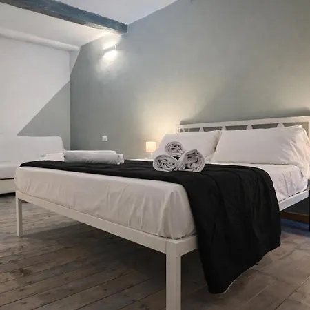 Budget Vendégház Vernazza